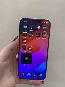 iPhone 14 (3 foto / 4)