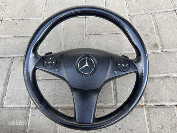 Mercedes Benz C-Klass W204 labadega rool