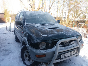 Nissan Terrano II (1 foto / 3)