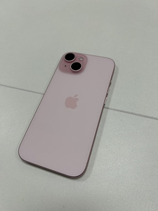 iPhone 15 128gb (3 foto / 3)