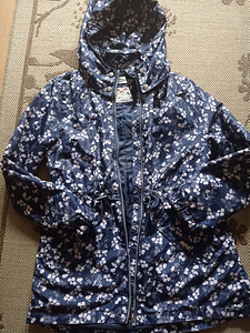 H&M õhem jope s.134 (2 foto / 2)
