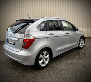 Honda (4 foto / 13)