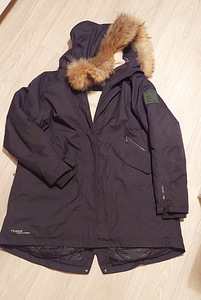 Huppa Vivian talveparka musta värvi XXL (46-50) NATURAALSE K (6 foto / 9)