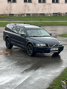 Volvo xc70 (1 фото из 10)