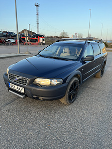 Volvo xc70 (2 фото из 10)