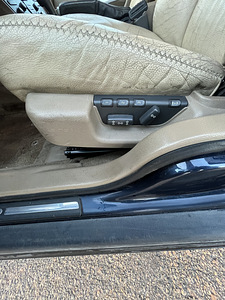 Volvo xc70 (10 фото из 10)