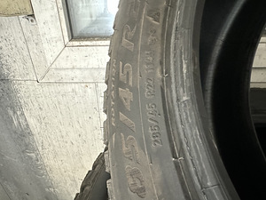 Pirelli Ice Zero 2 285/45/22 (6 фото из 6)