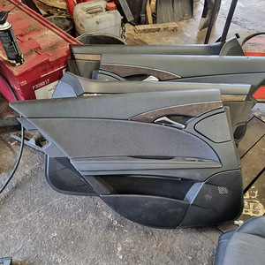 W211 uksekardid, facelift (3 foto / 4)