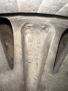 Mazda veljed rehvidega (6 foto / 6)
