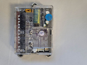 XIAOMI M365 KONTROLLER / AJU kloun MI 1S PRO 2 (1 foto / 2)