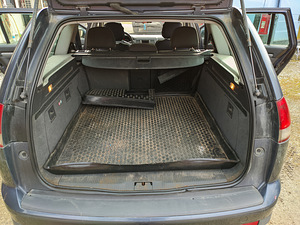 Opel Vectra 2005 114kW (12 foto / 14)