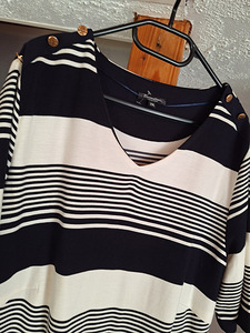 Ilus kleit 2XL (2 foto / 3)