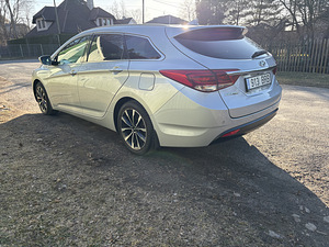 Hyundai i40, 1.7 diisel (3 foto / 3)