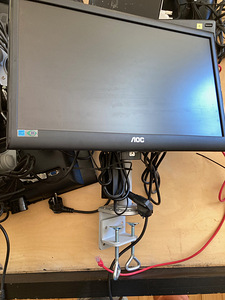 Мини-компьютер Zotac BOX-BL319 с монитором и крепежной стойк (3 фото из 3)