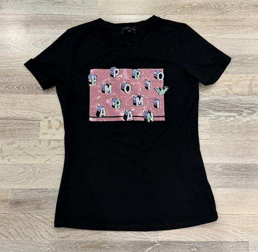 Emporio Armani t-särk (S/M) originaal