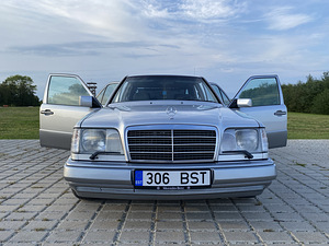 Mercedes-benz E220 W124 1994 (1 foto / 9)