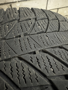 Triangle Snowlink PL01 245/45 18 (5 фото из 6)