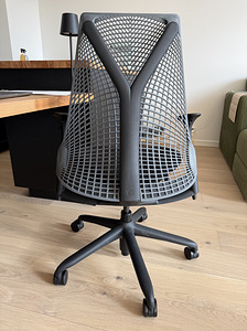 Herman Miller Sayl стул (3 фото из 3)