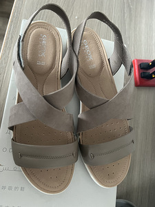 Сандалии Geox (2 фото из 2)