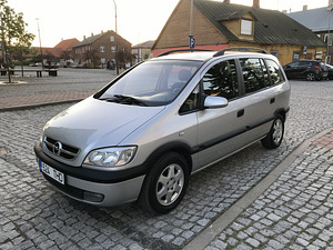 Opel Zafira 1.8 92kW (2 foto / 12)