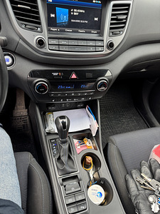 Hyundai Tucson (4 фото из 10)