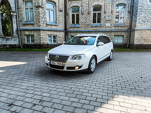 Volkswagen Passat B6 Highline (1 foto / 10)