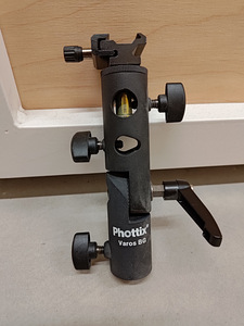 M: Phottix Varos BG statiivi pea (3 foto / 3)