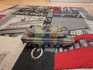 Müüa tanke raadio teel (5 foto / 10)