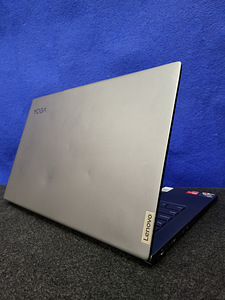 Lenovo Yoga Slim 7 (8 foto / 9)