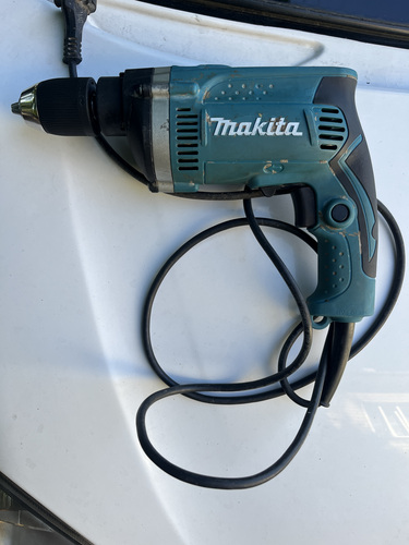 Puur Makita