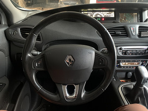 Renault Grandscenic (4 foto / 9)