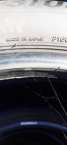 Bridgestone 235/60R17 (2 foto / 5)