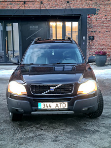 Volvo XC 90 (1 foto / 10)