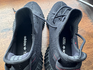 Adidas (1 фото из 5)