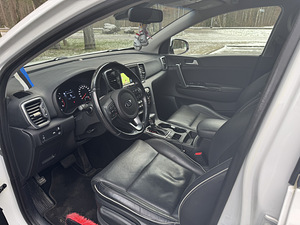 Kia sportage (6 foto / 9)