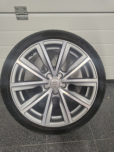 Audi veljed 17", 5x100 (1 foto / 9)