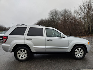 Jeep Grand Cherokee 2008a (2009 muudeliaasta) (5 foto / 12)