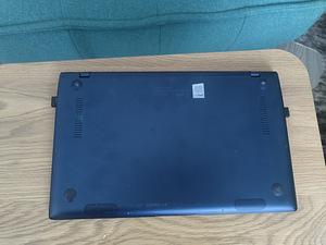 Asus ZenBook14" ux433f (3 foto / 9)