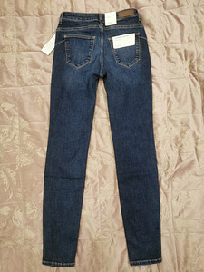 Esprit skinny teksad W26L30 (3 foto / 3)