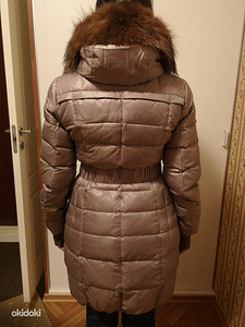 Пуховое пальто (2 фото из 3)