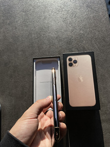 iPHONE 11 PRO Gold (6 foto / 7)