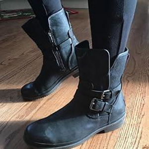 Сапоги зимние UGG (1 фото из 9)