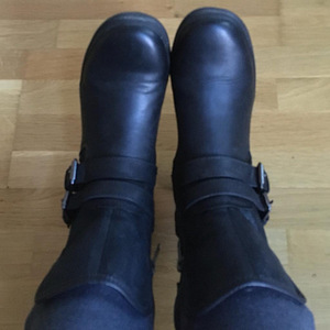 Сапоги зимние UGG (5 фото из 9)