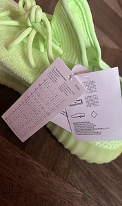 Yeezy Boost 350 v2 GID (2 foto / 6)
