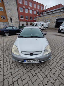 Honda Civic (8 foto / 9)