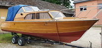 Моторная лодка, деревянная лодка