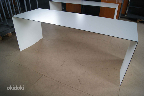 Дизайнерский стол Thinner от Karl Andersson & Söner (фото #1)