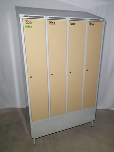 Металлический шкаф, 4 двери, 2 шт, в наличии большее количес