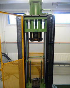 Presspink, press Lauffer Pressen VA80, 286 H, uueväärne (4 foto / 10)