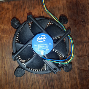 Intel E97379-003 protsessori jahuti (1 foto / 1)